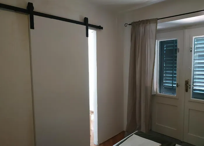 Apartment Saul *